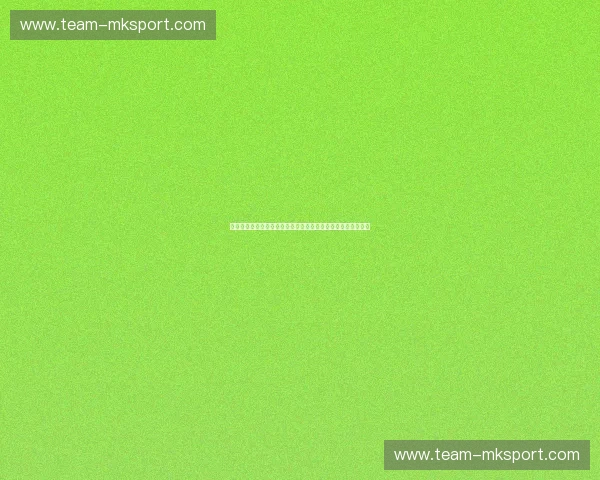 安菲尔德的咆哮与山楂球场的坚守：一场关于荣耀与信仰的对决